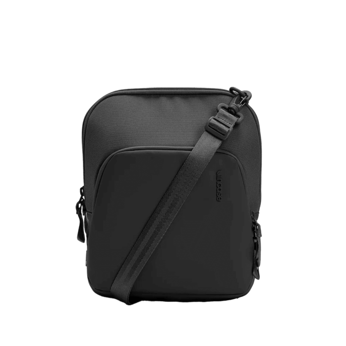 תיק סלינג Incase A.R.C. Crossbody Bag With ReSpun 100% Recycled Polyester - Black